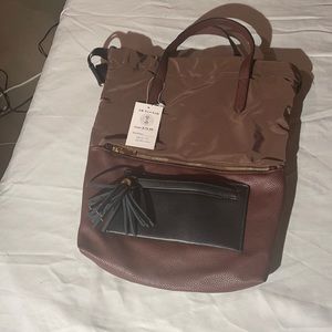 NWT AR New York book bag purse.